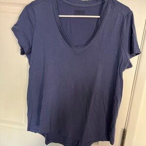 Casual Blue V-Neck Women's Top Patagonia size medium